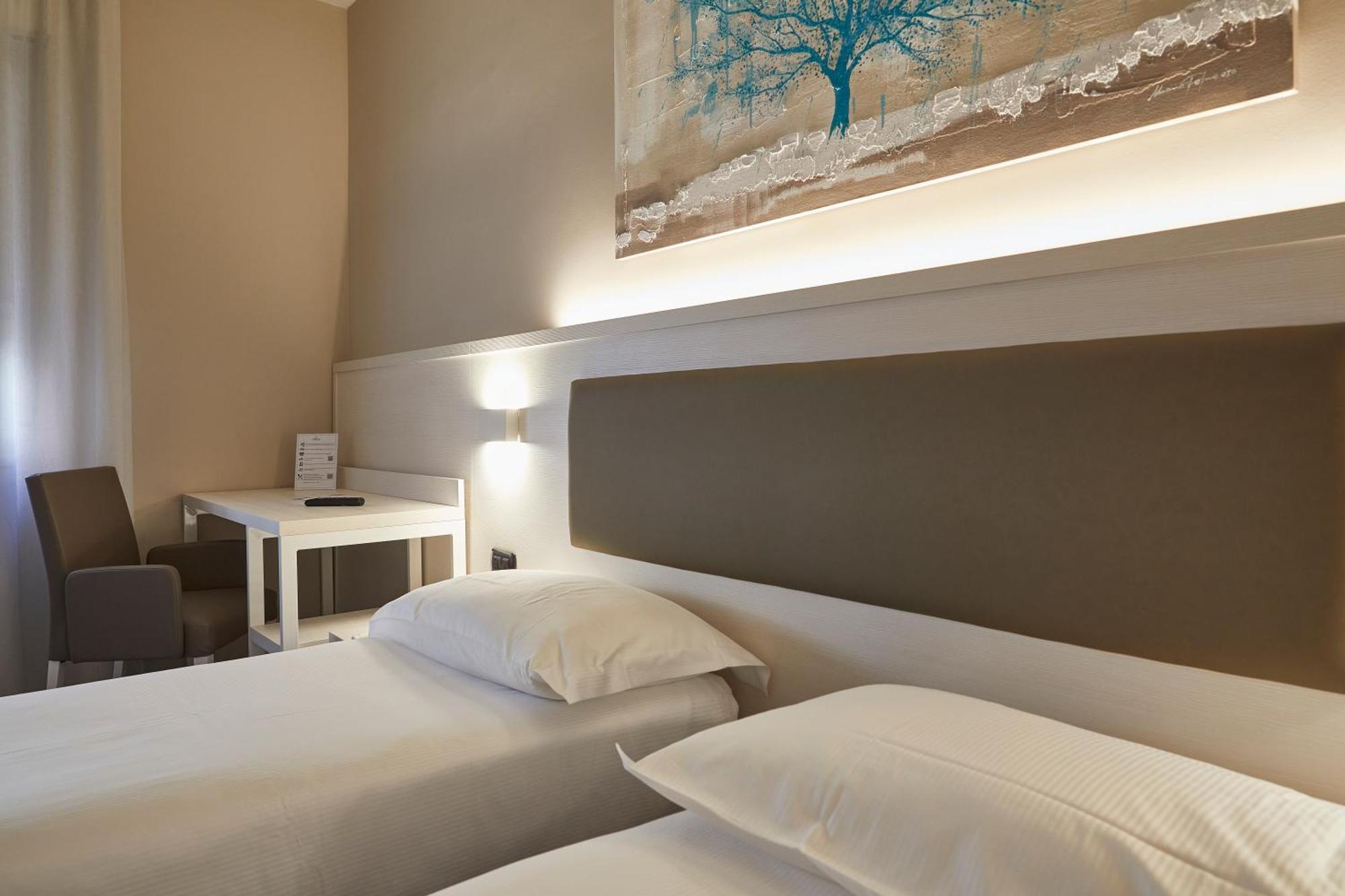 Hotel Concorde Camerano Ruang foto